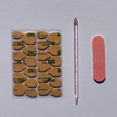Nail application kit