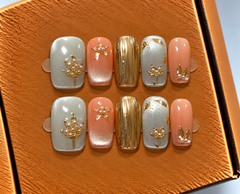 Golden Peach Elegance Press-On Nails ✨🌸