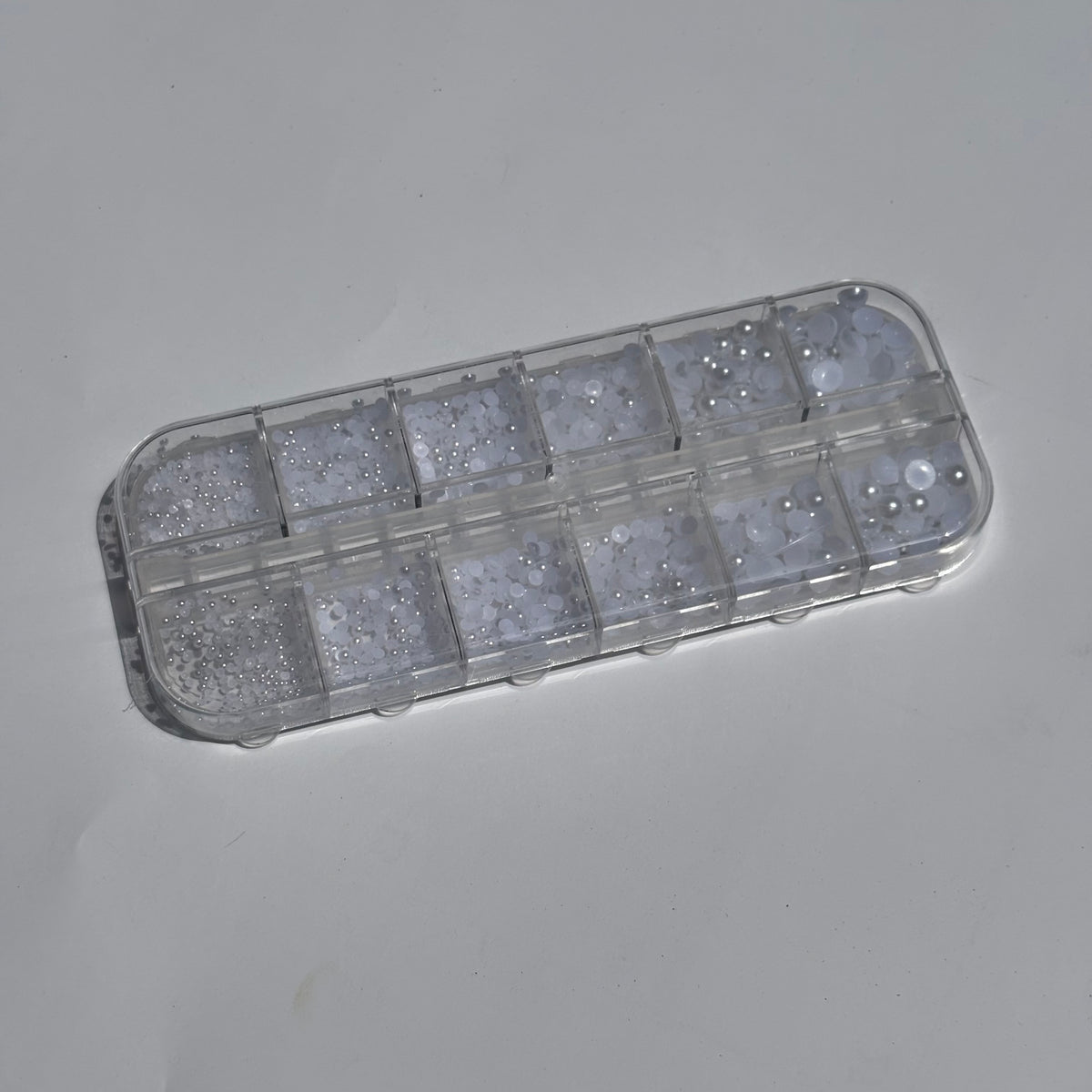 WHITE HALF CUT PEARL BEADS