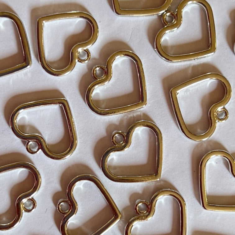 RESIN ART HEARTS BASES