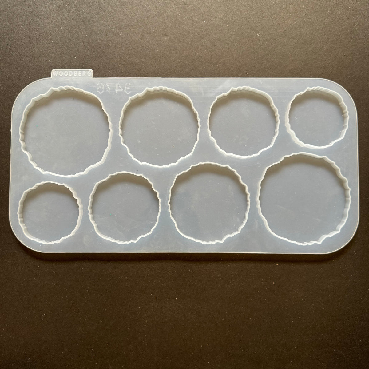IRREGULAR CAVITY FOR EPOXY RESIN
