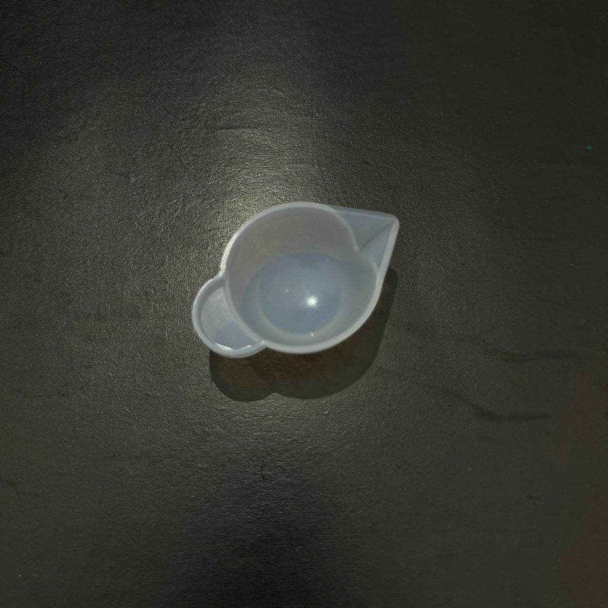 MIXING CUP FOR EPOXY RESIN