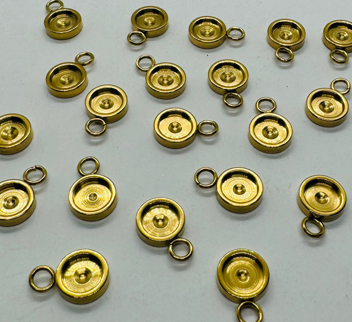 STAINLESS BRACLETS