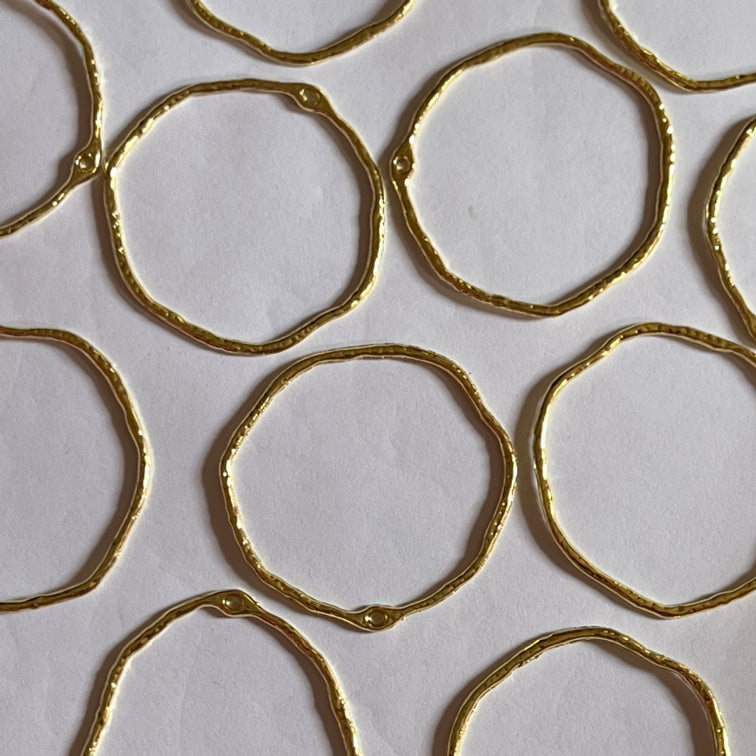 RESIN ART 18K BEZELS