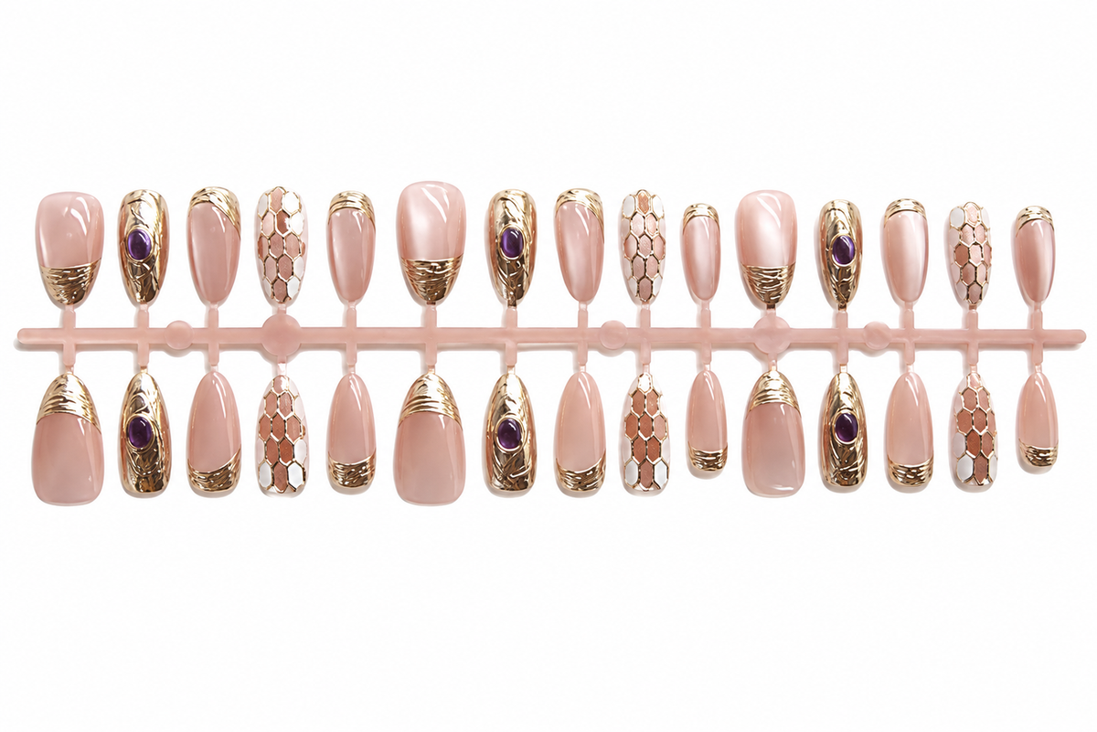 Nude Gold Luxury Press-On Nails – 30 pieces.