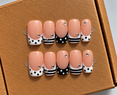 Polka Dot Chic Press-On Nails 🖤✨