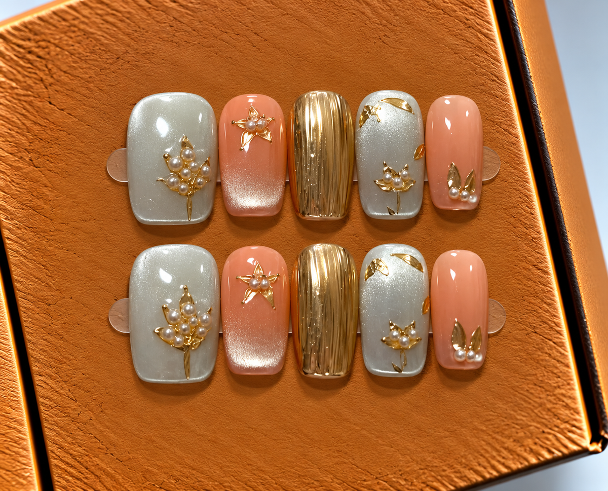 Golden Peach Elegance Press-On Nails ✨🌸