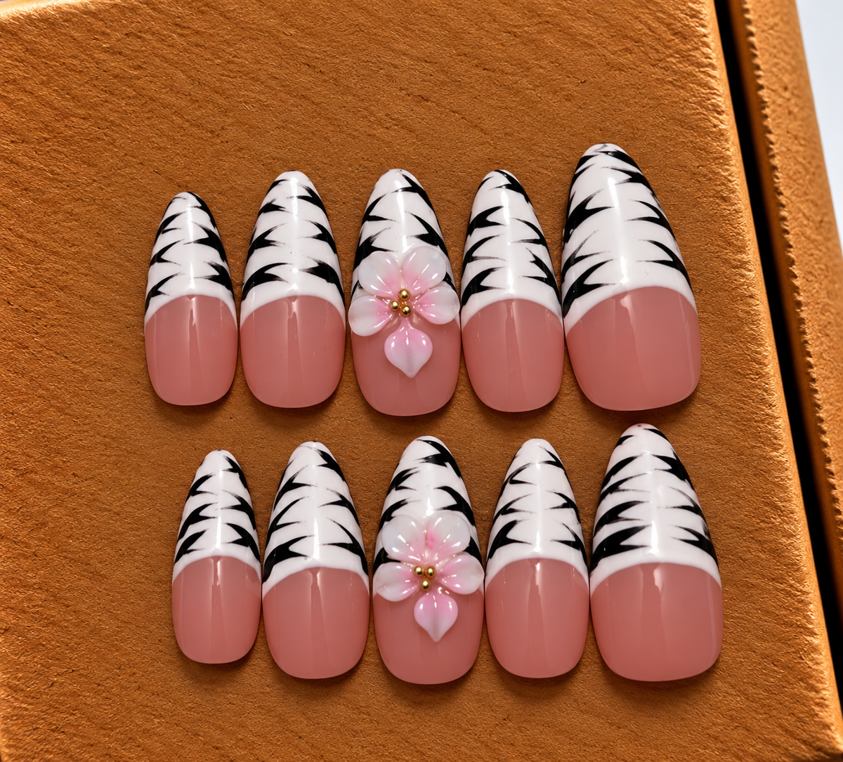 Zebra Blossom Press-On Nails 🦓🌸